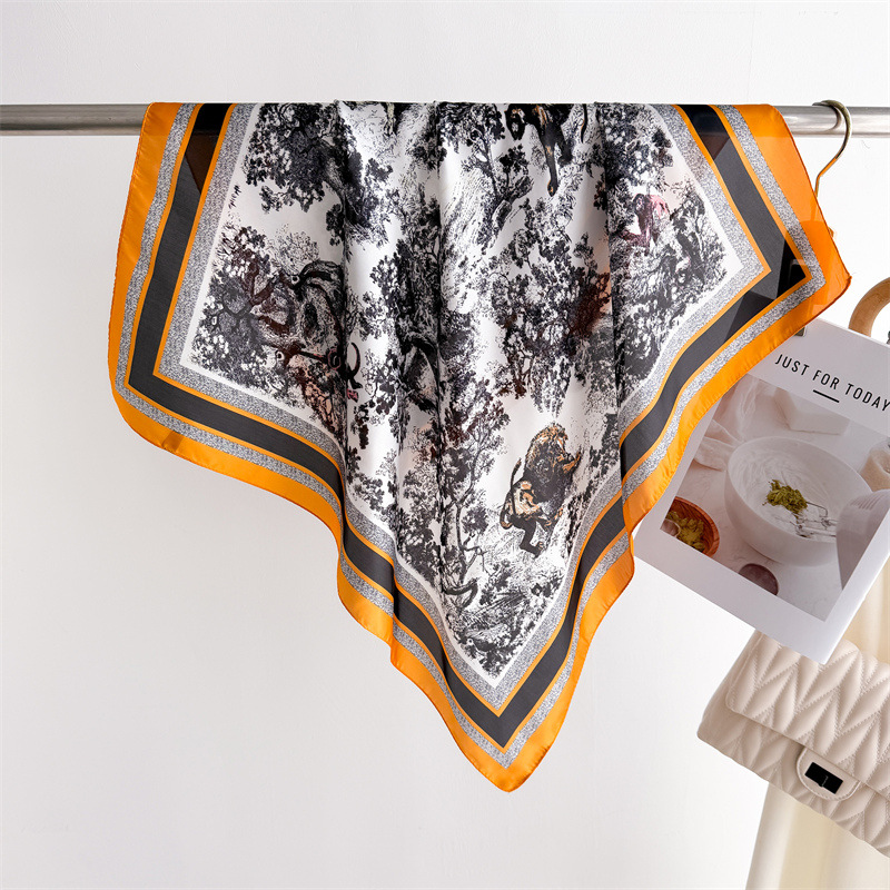 Luxury Jungle Printed Scarves  - Face Scarf Mask recension och pris
